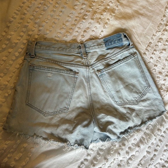 Abercrombie mid rise boyfriend shorts (curve love) - Picture 3 of 3